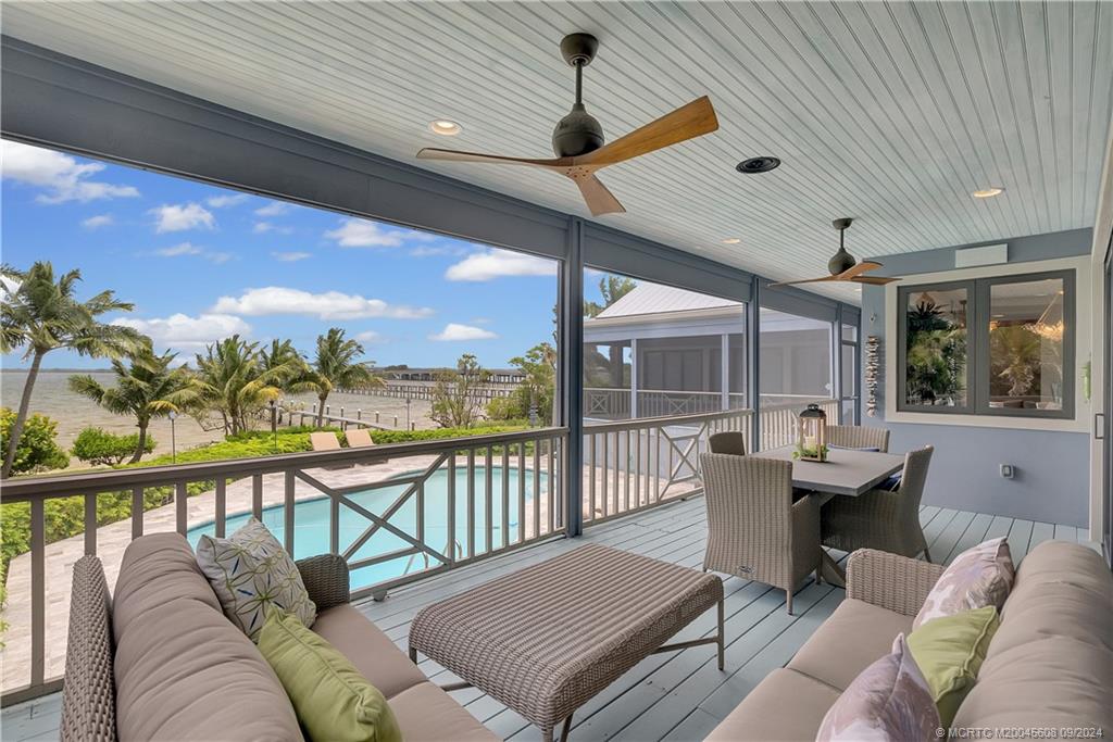 12 N Sewalls Point Road