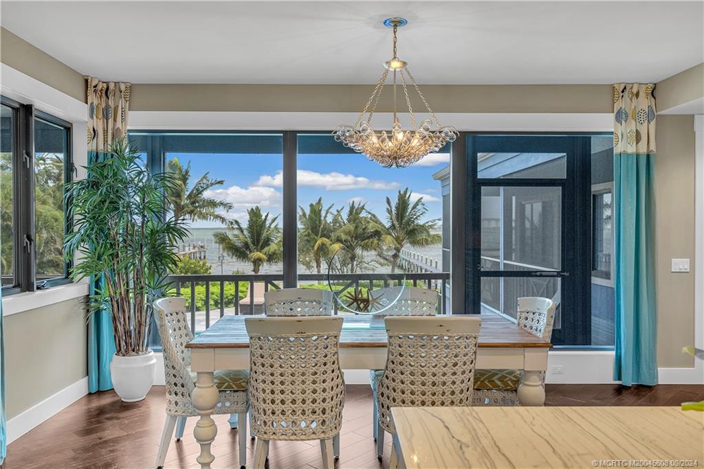 12 N Sewalls Point Road