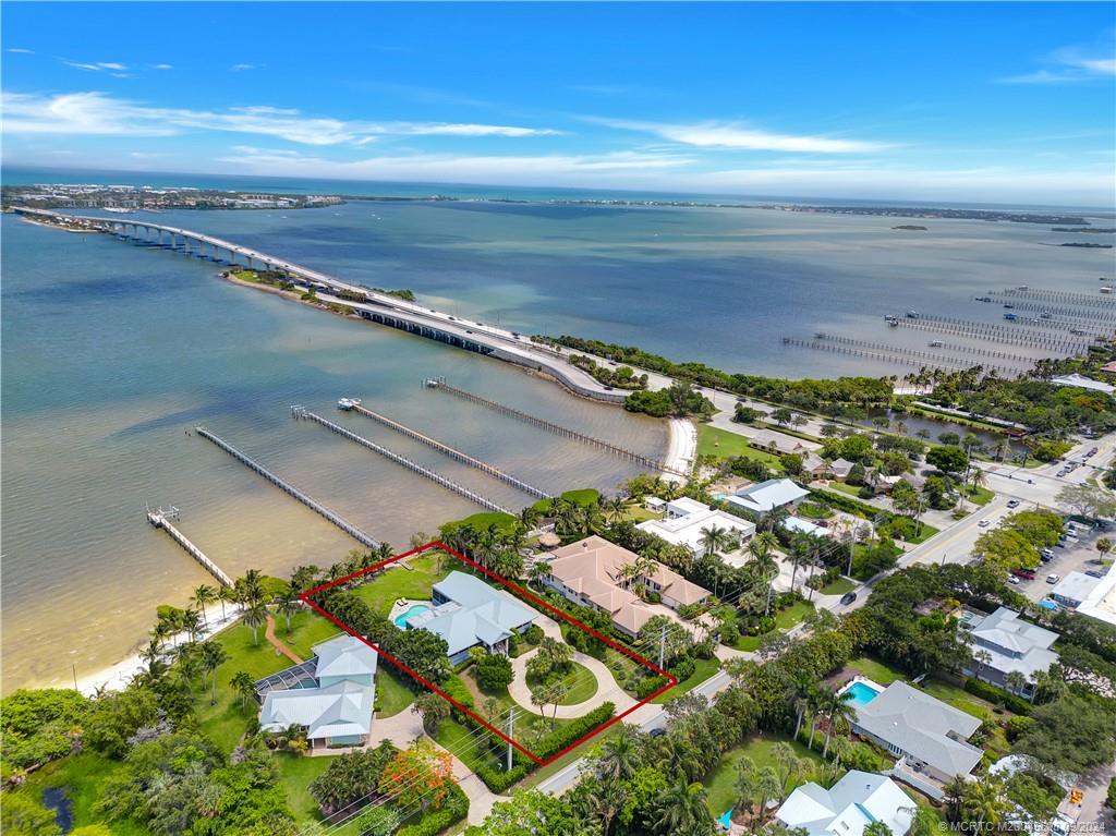 12 N Sewalls Point Road