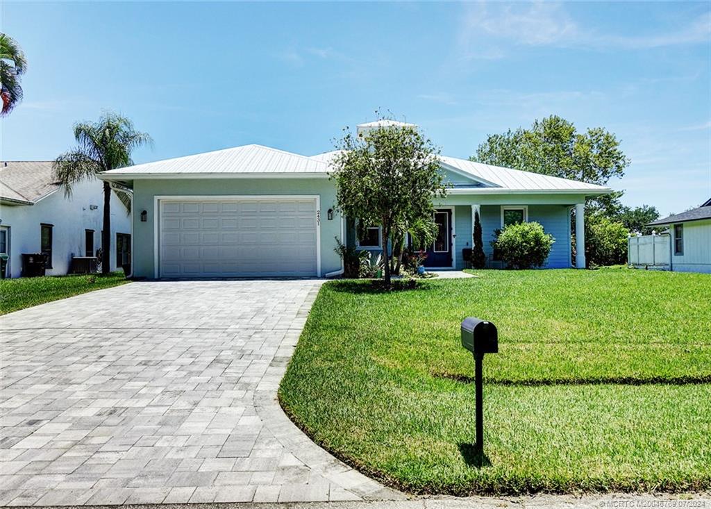2431 SE Leithgow Street