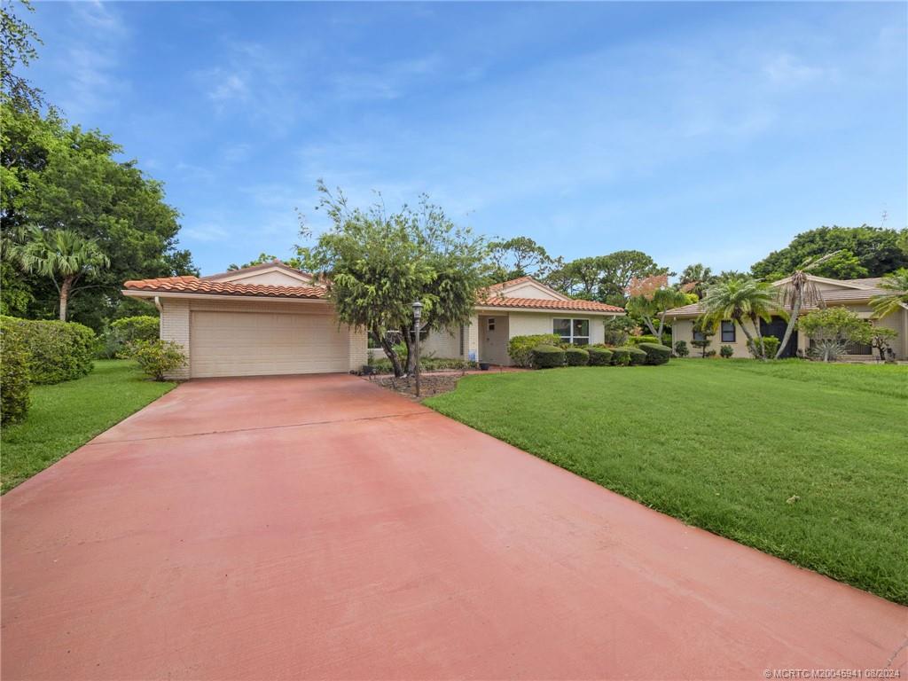 2361 SW Starling Drive