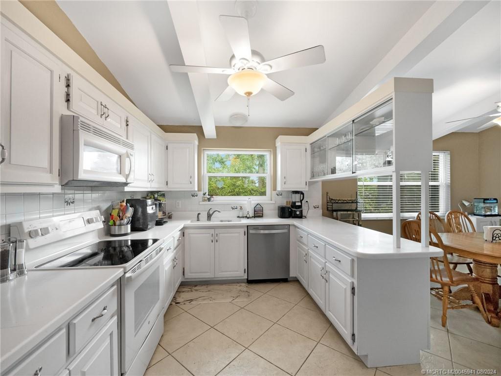 2361 SW Starling Drive