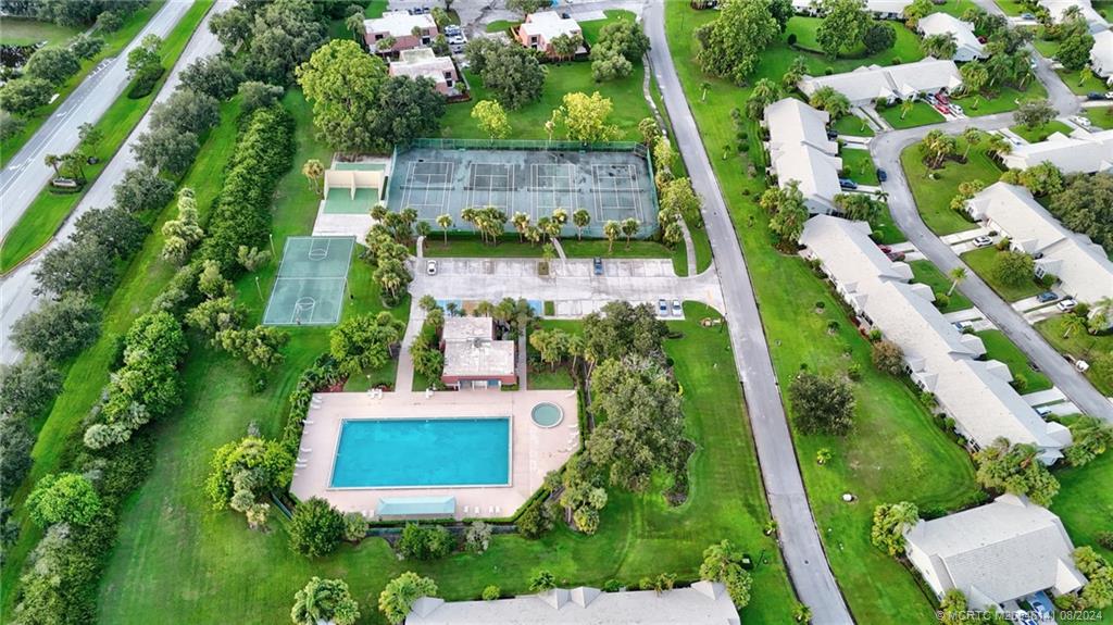 3041 SW Sunset Trace Circle