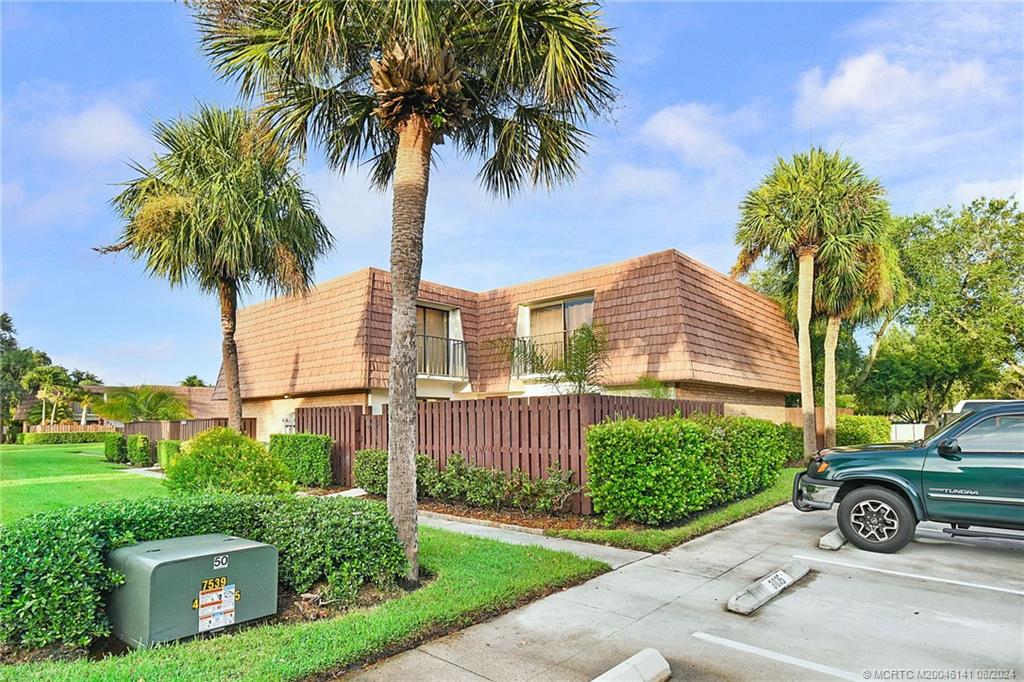3041 SW Sunset Trace Circle