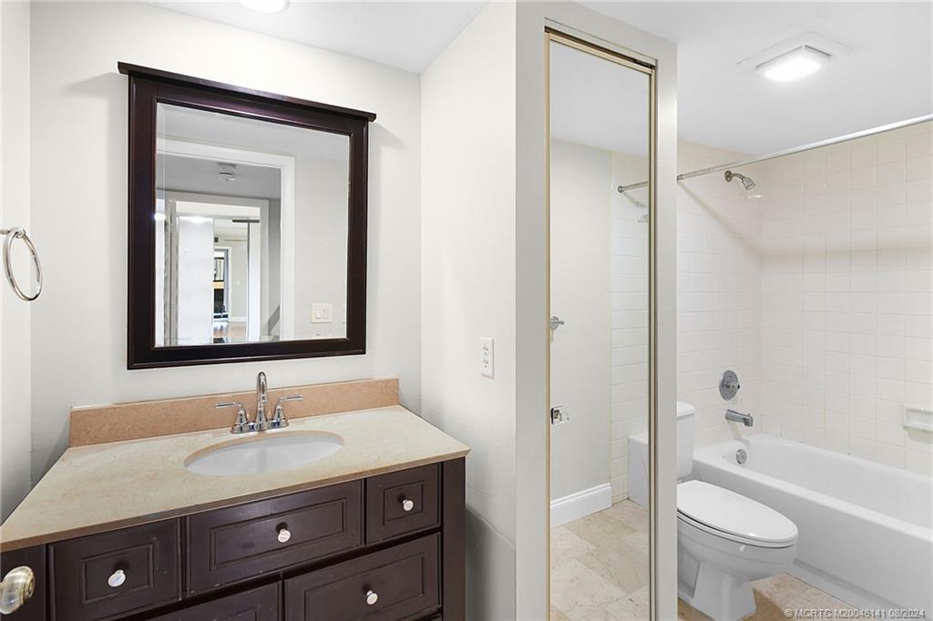 3041 SW Sunset Trace Circle