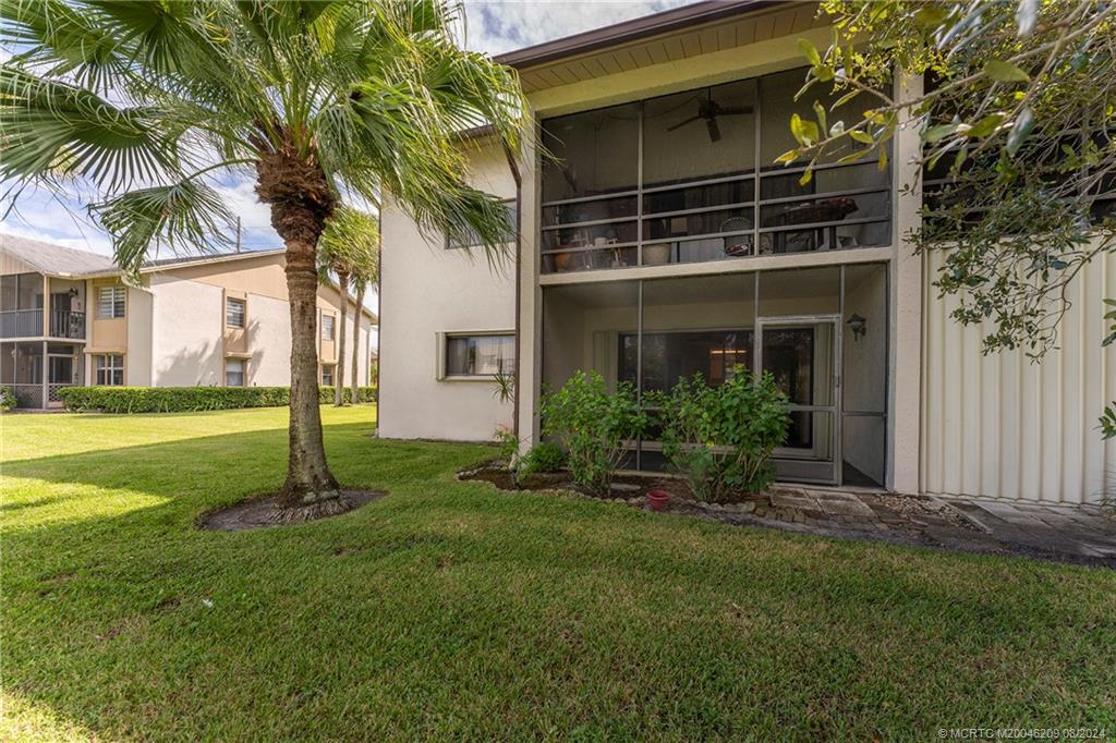 3061 SE Aster Lane 304