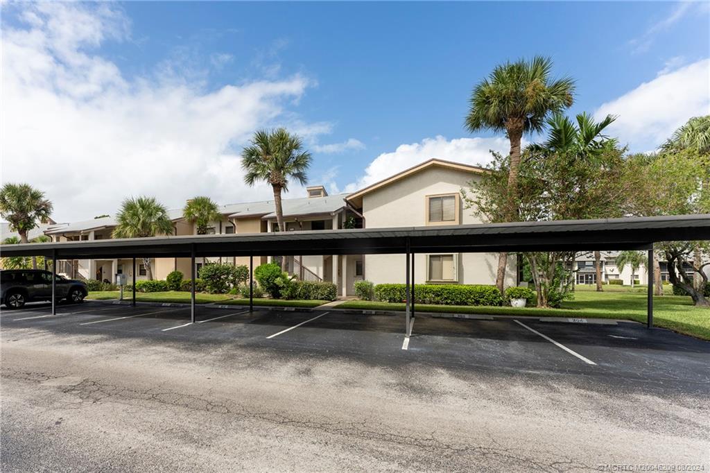 3061 SE Aster Lane 304