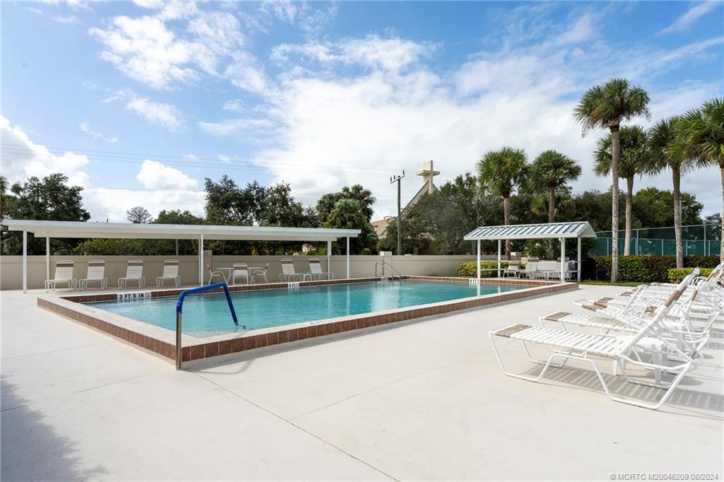 3061 SE Aster Lane 304