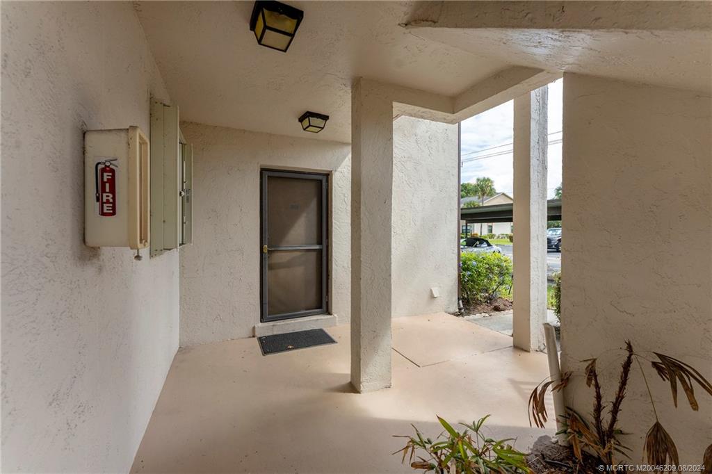 3061 SE Aster Lane 304