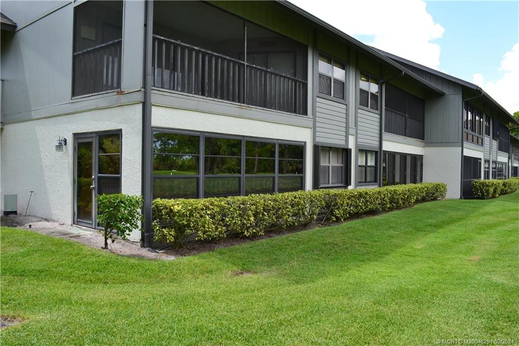 6255 SE Charleston Place D-101