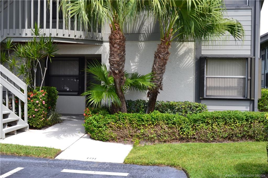 6255 SE Charleston Place D-101