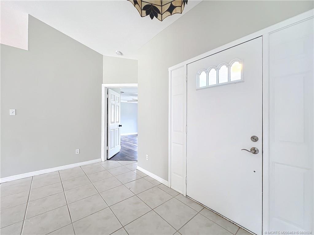 5204 Silver Oak Drive