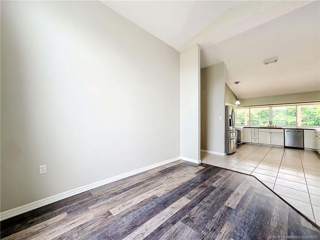 5204 Silver Oak Drive