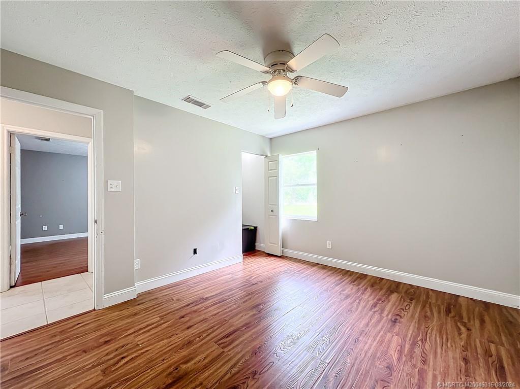 5204 Silver Oak Drive