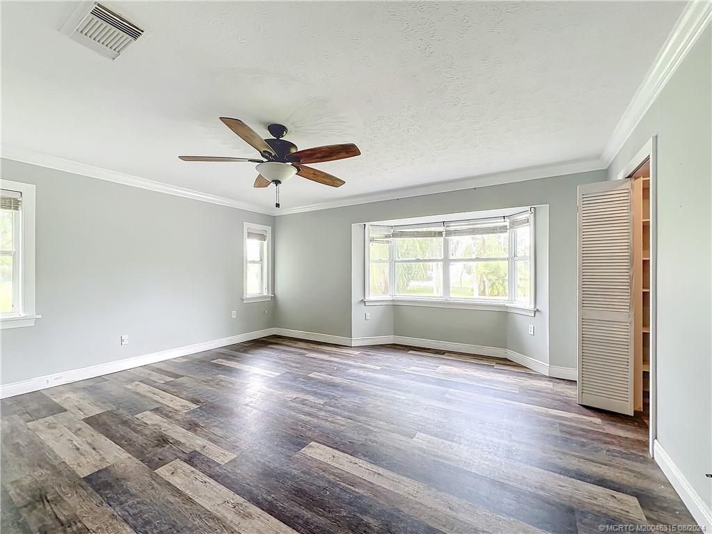 5204 Silver Oak Drive