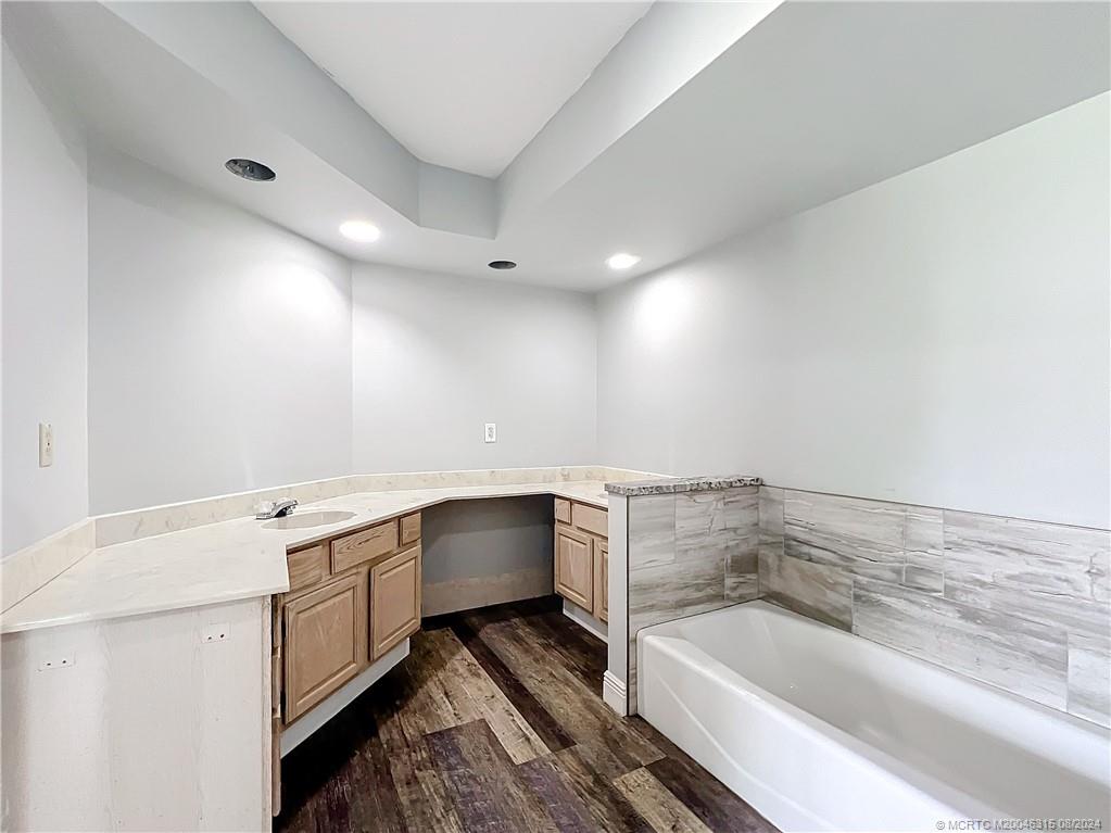 5204 Silver Oak Drive