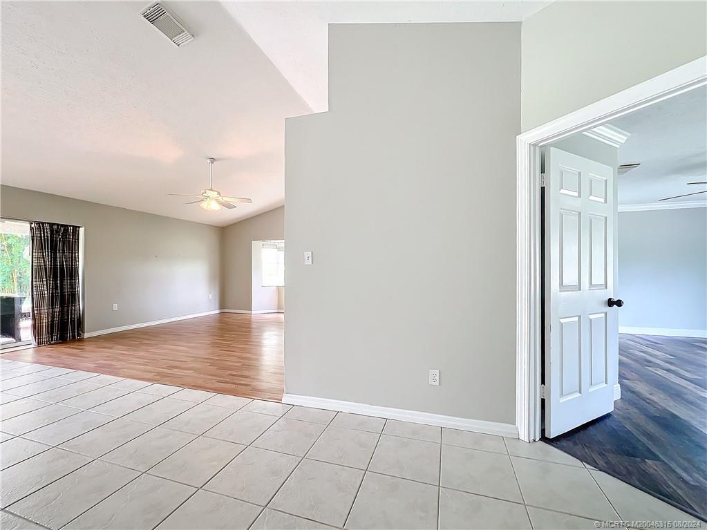 5204 Silver Oak Drive