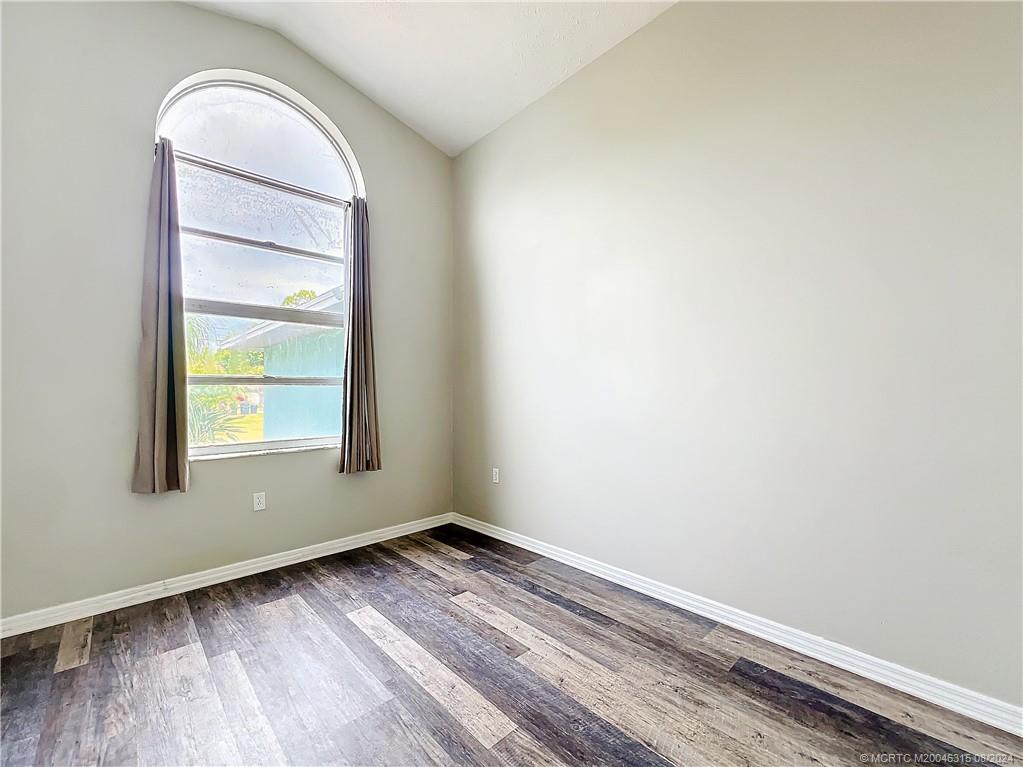 5204 Silver Oak Drive