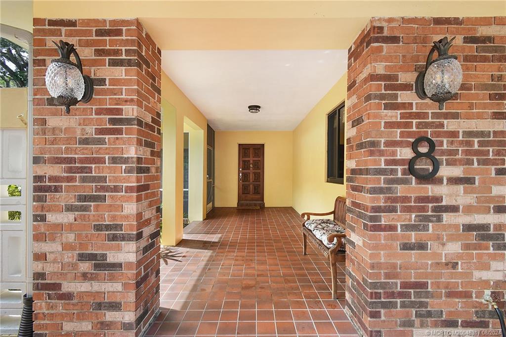 8 Miramar Road