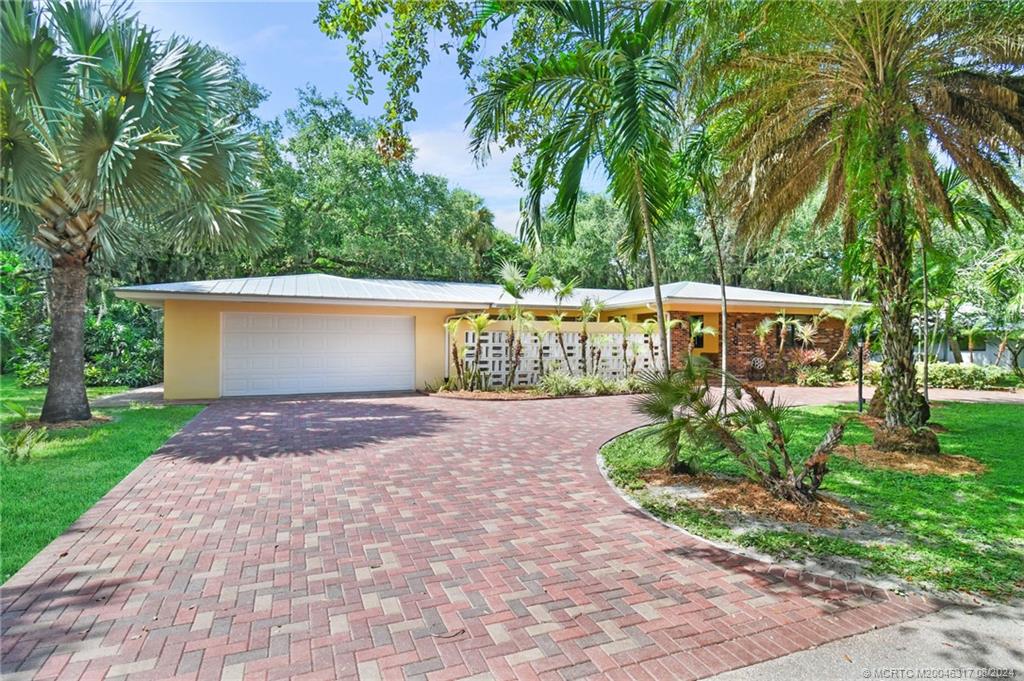 8 Miramar Road