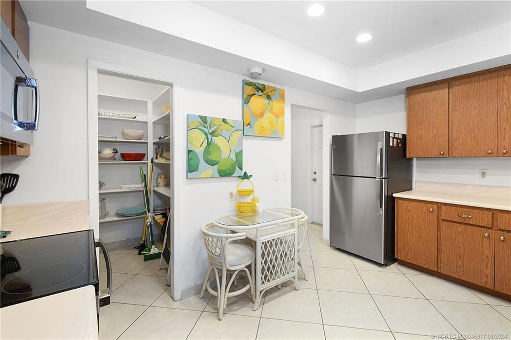 8 Miramar Road