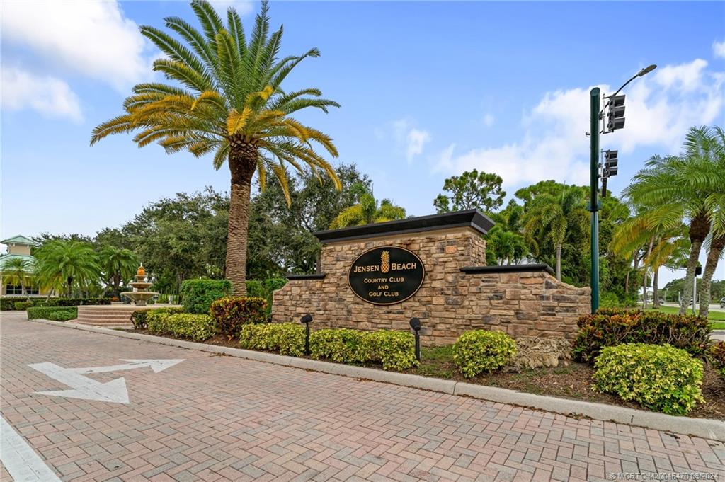 3591 NW Willow Creek Drive