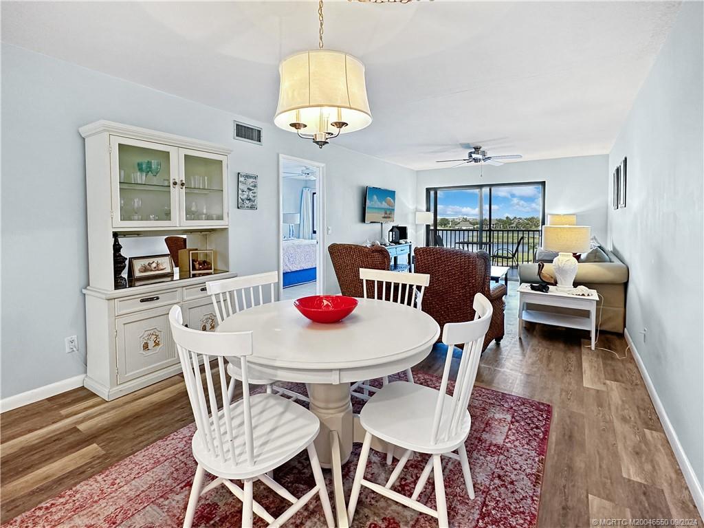 40 NE Plantation Road 404