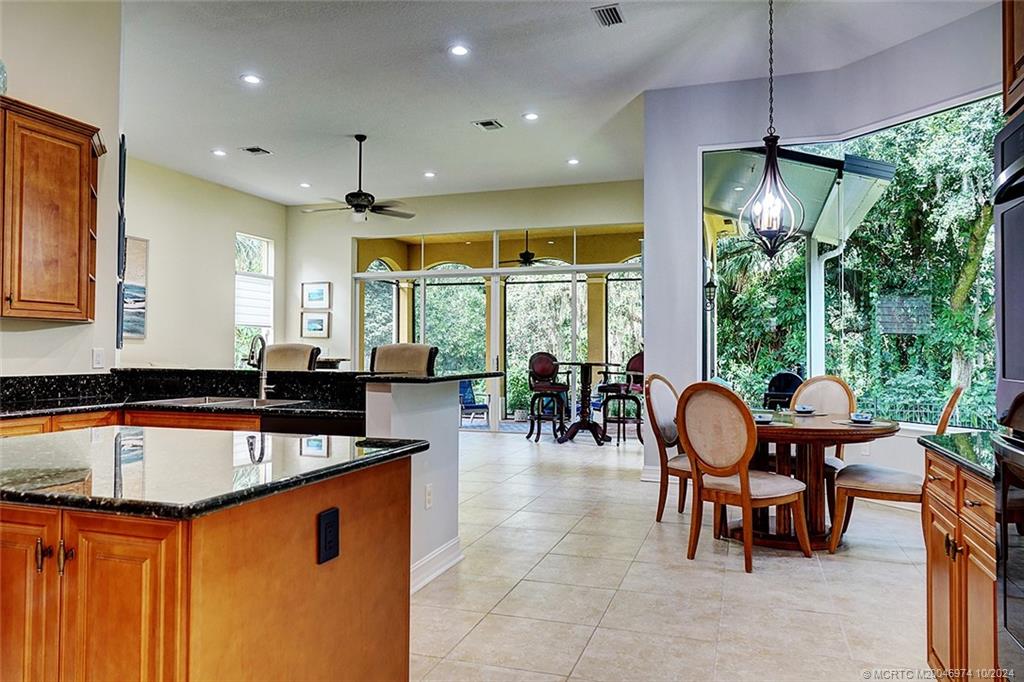 8220 SW Cattleya Drive