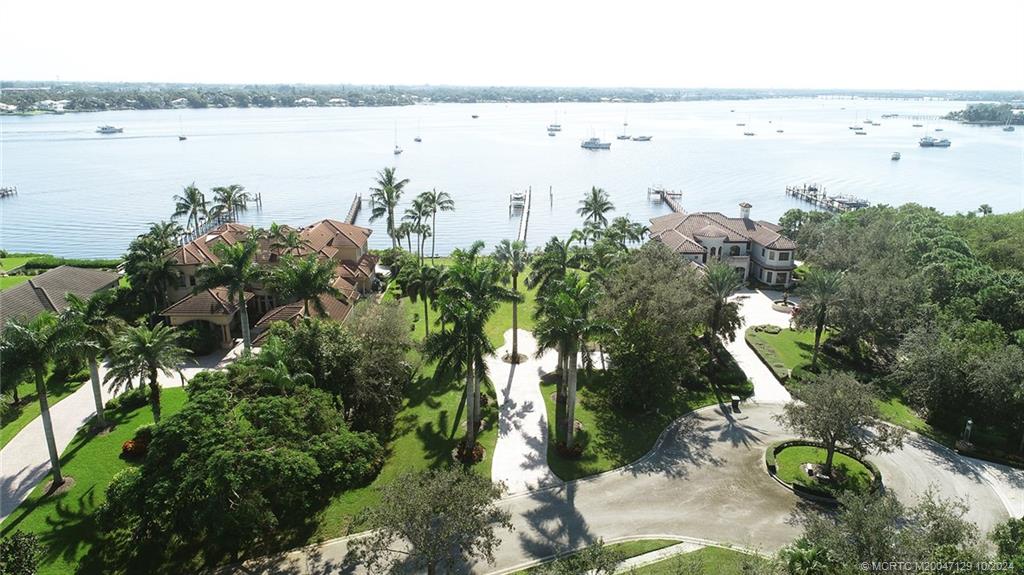 1328 Estates Place