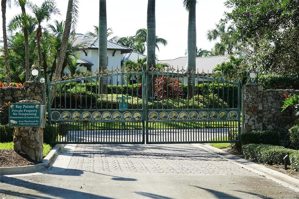 1328 Estates Place