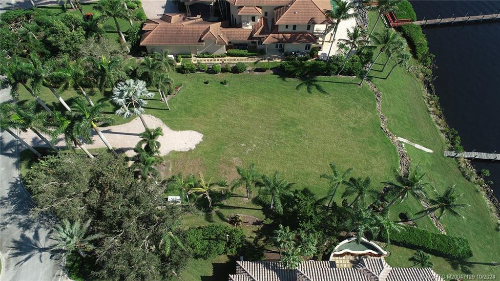 1328 Estates Place