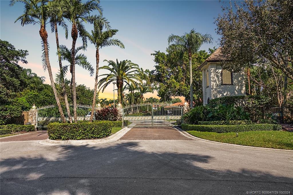 1328 Estates Place