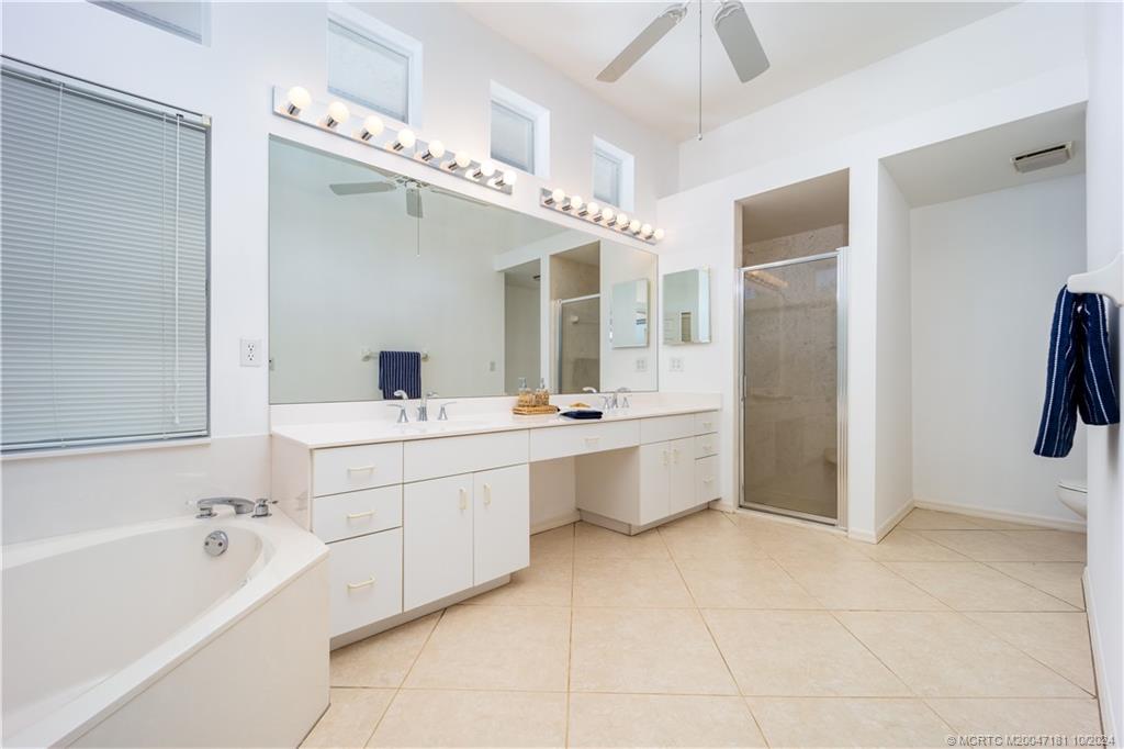 2352 SW Danforth Circle
