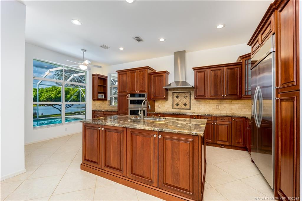 2352 SW Danforth Circle