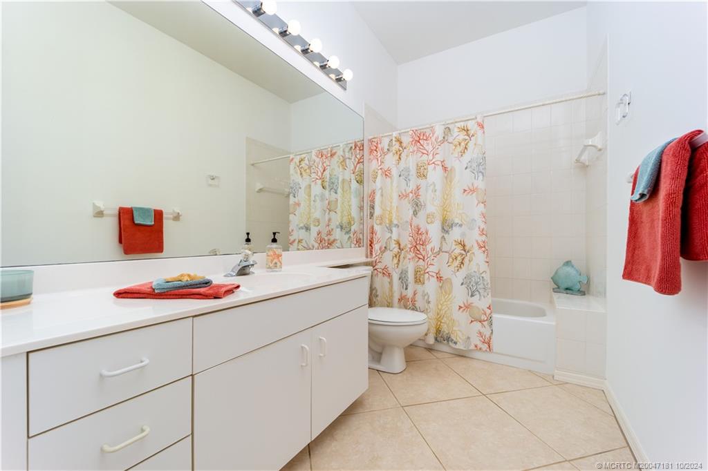 2352 SW Danforth Circle