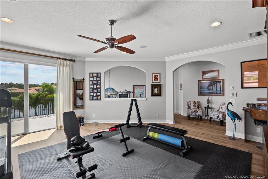 4925 Pacifico Ct