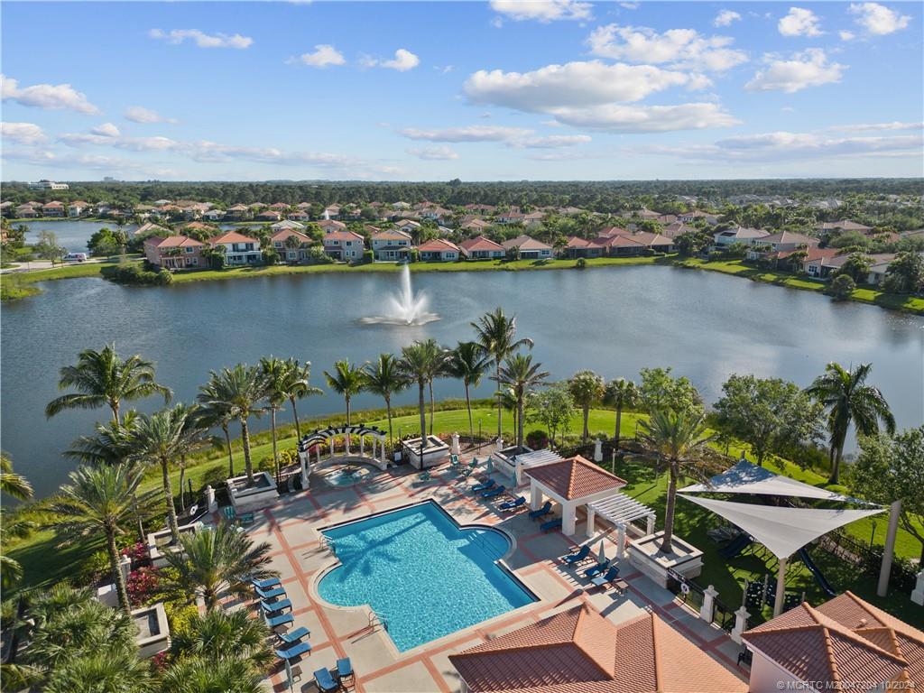 4925 Pacifico Ct