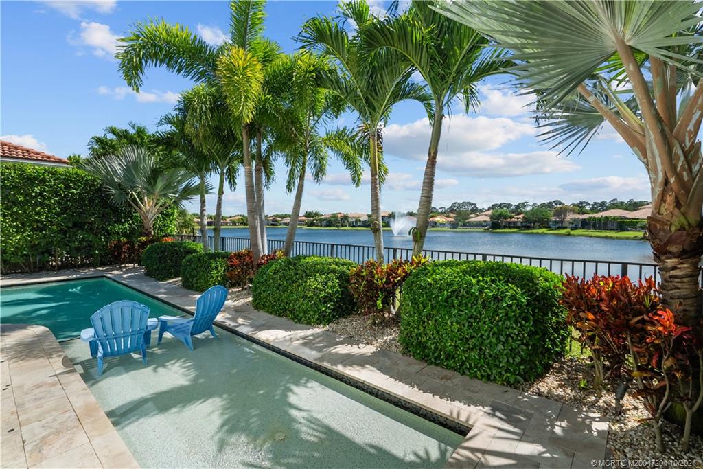 4925 Pacifico Ct