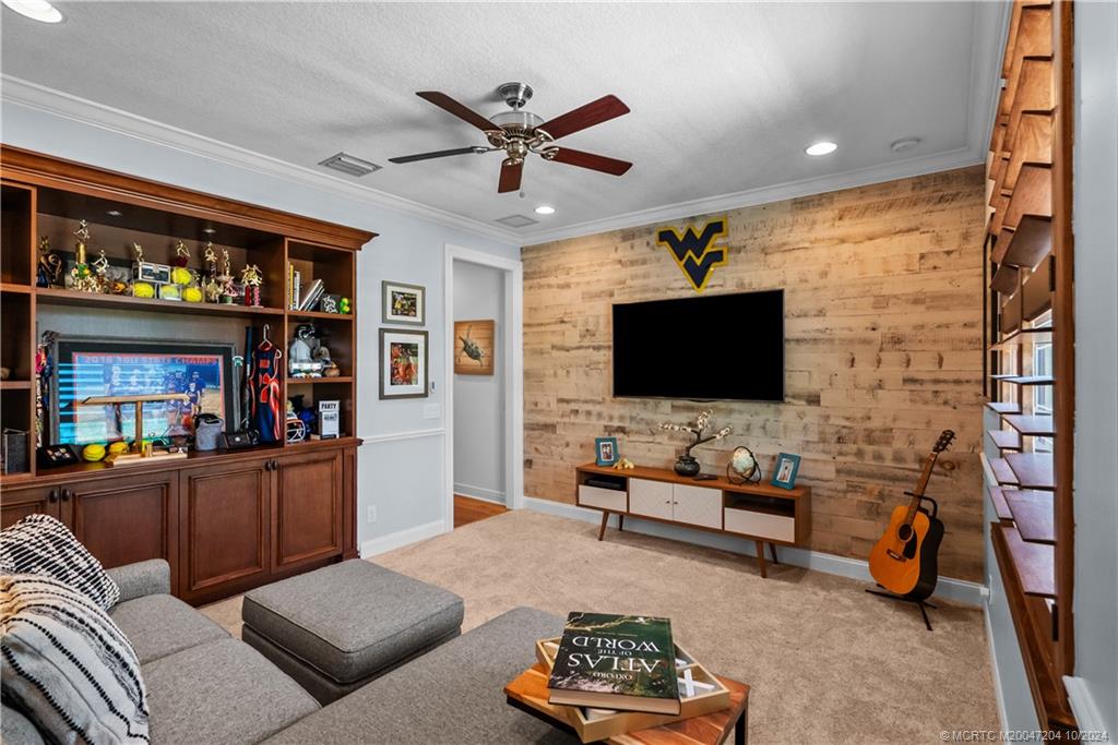 4925 Pacifico Ct