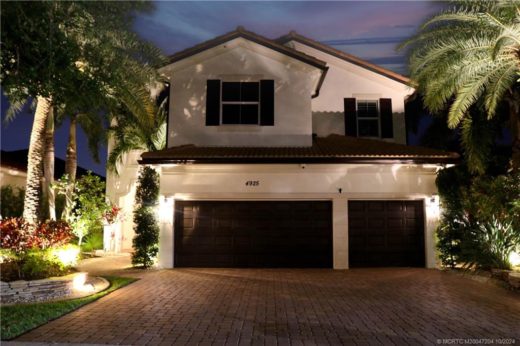 4925 Pacifico Ct