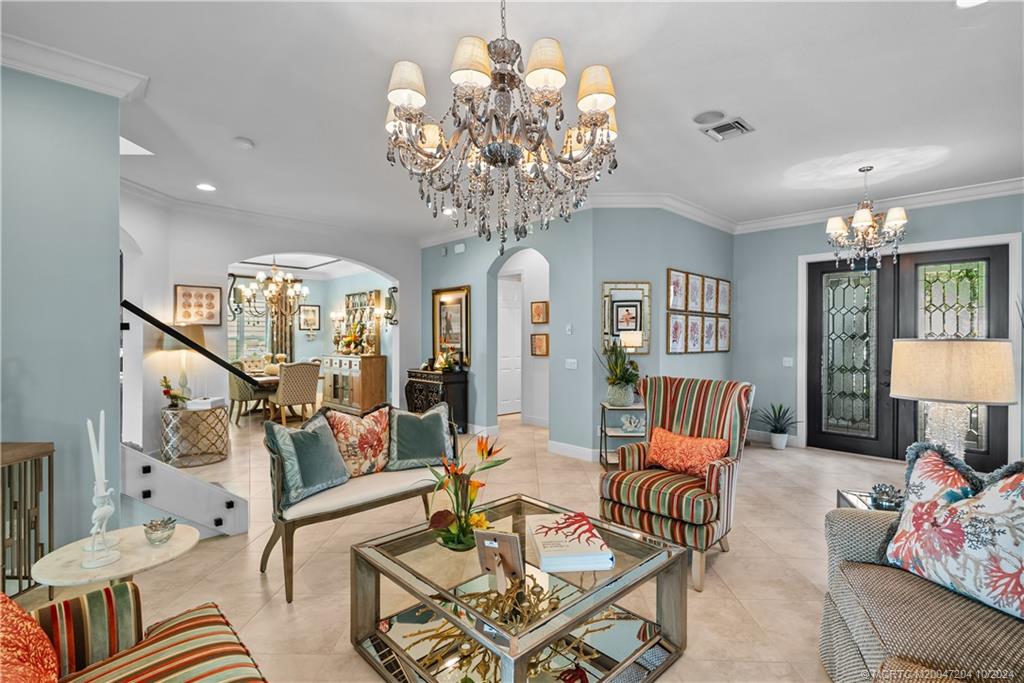 4925 Pacifico Ct