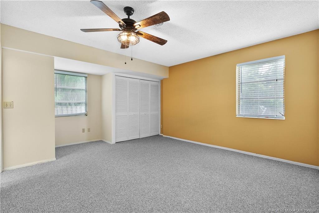 1620 NW River Trail