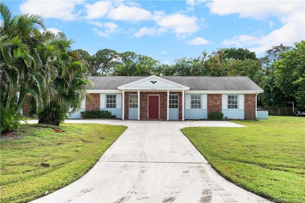 1620 NW River Trail