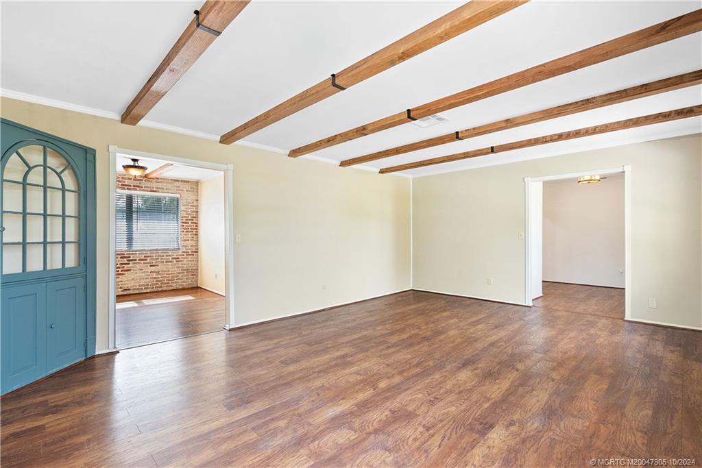 1620 NW River Trail