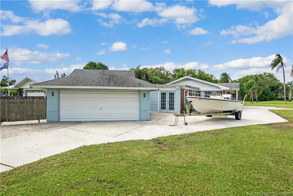 1620 NW River Trail