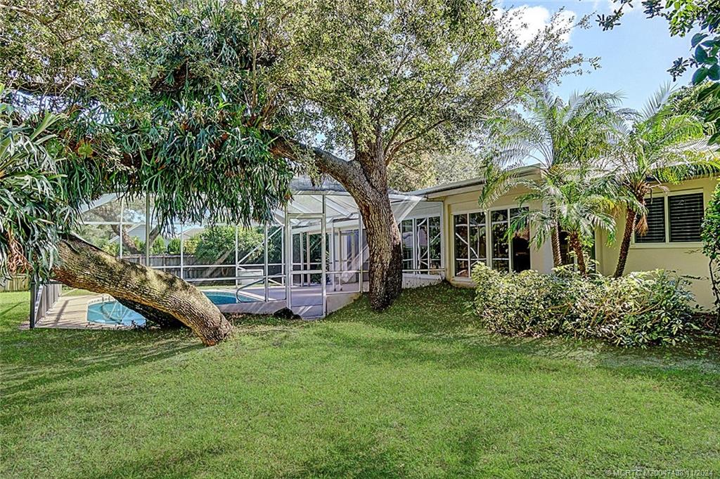 18 Palm Road