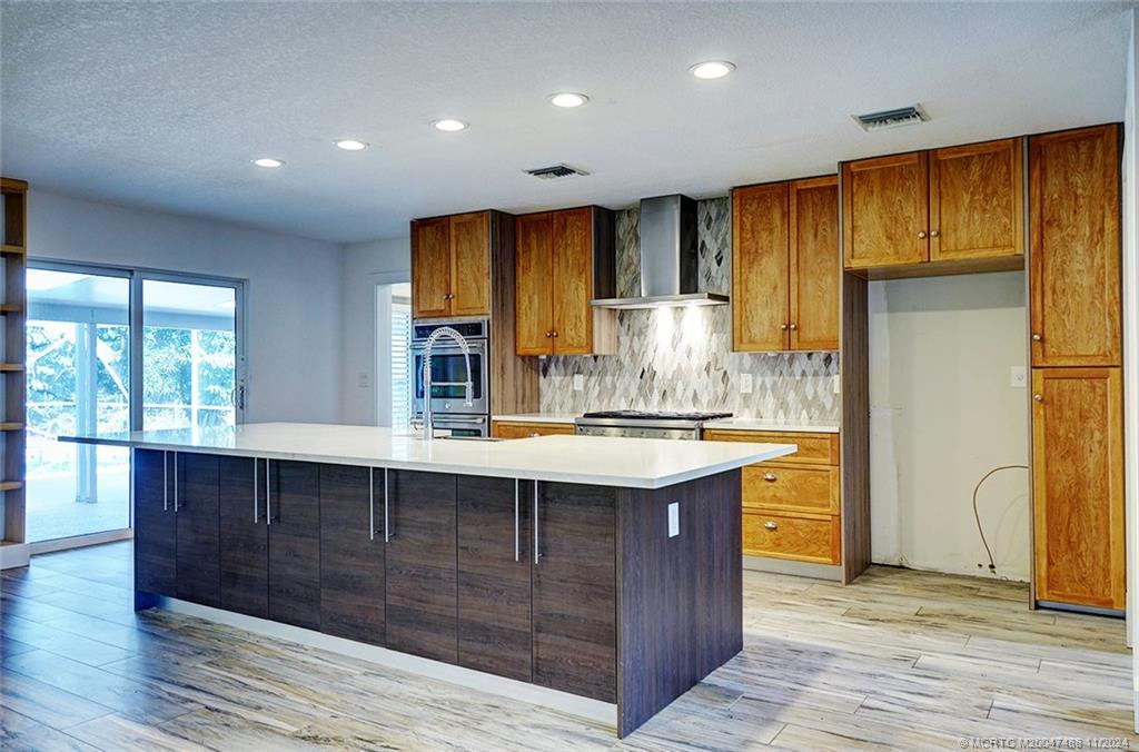 18 Palm Road