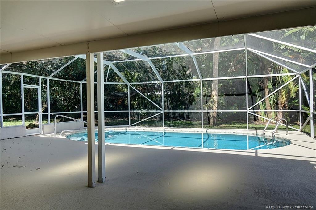 18 Palm Road