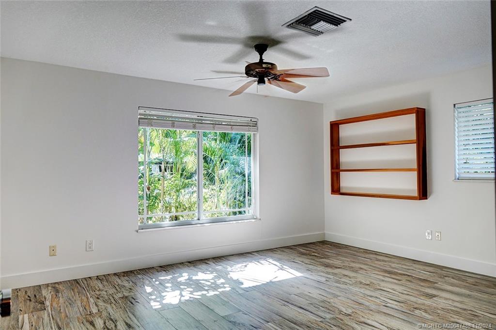 18 Palm Road