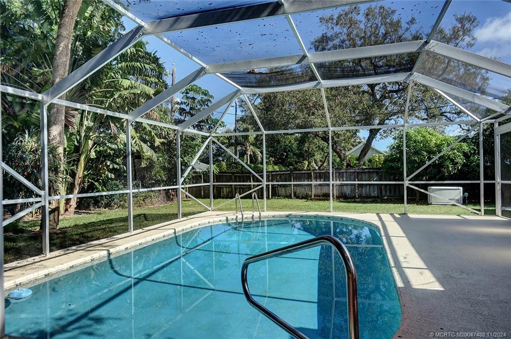 18 Palm Road